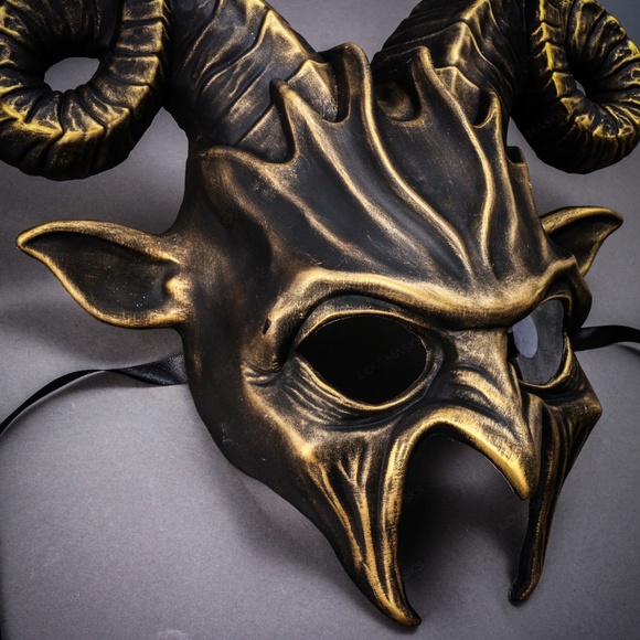 Krampus Ram Demon Horns Devil Halloween Mask Masquerade Cosplay Xmas Party Mask - Picture 3 of 3